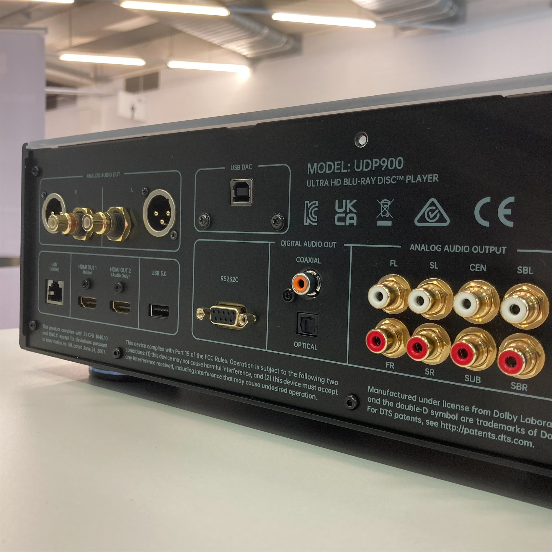 Foto 7 Magnetar-Audio-UDP900-UHD